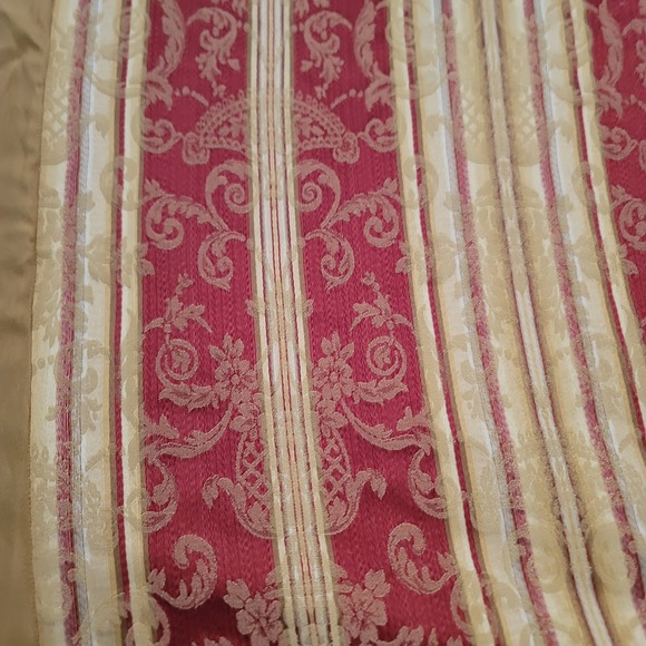Regal burgundy Red & Gold Damask Stripe King Duvet Cover PRE-Owned - Picture 2 of 6